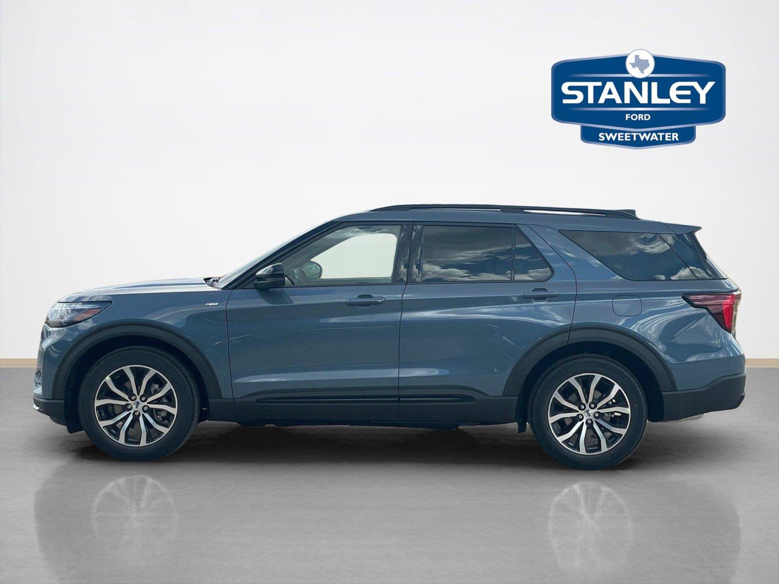 New 2027 Ford Explorer ST-Line RWD image 4