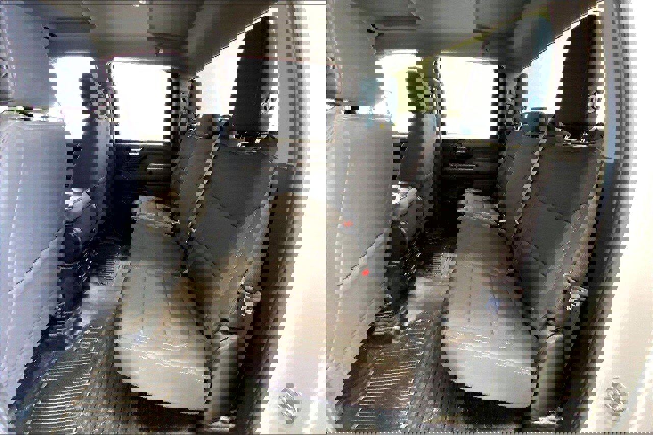 Used 2023 Chevrolet Silverado 2500 LT w/ Snow Plow Prep/Camper Package image 24