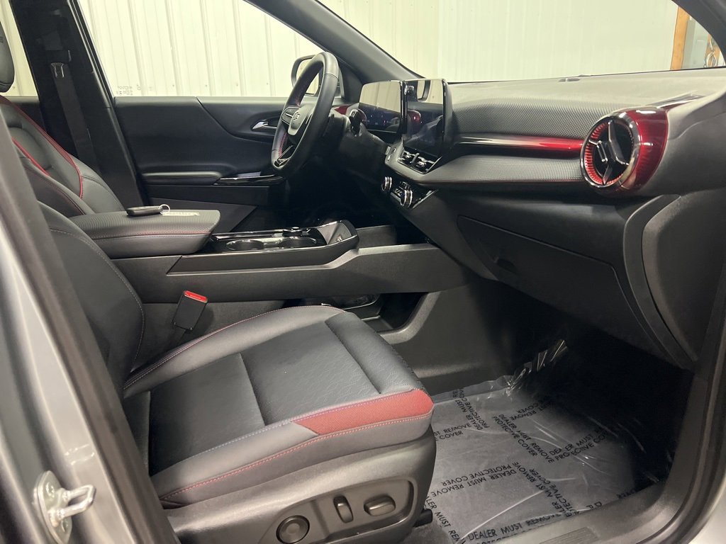 Certified 2025 Chevrolet Equinox RS w/ Safety and Technology Package image 8