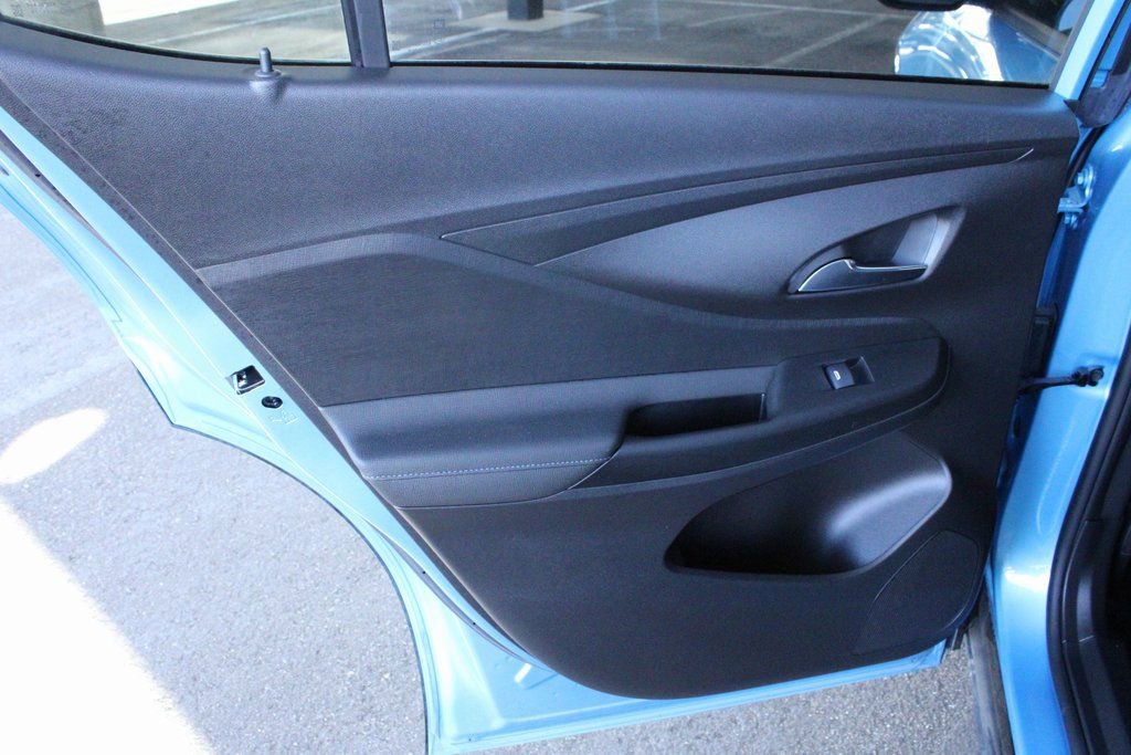 Used 2025 Buick Envista Sport Touring w/ Convenience II Package image 45