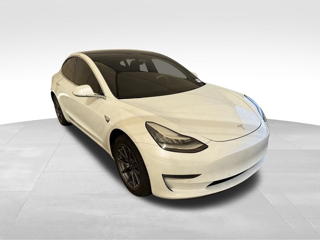 Used 2020 Tesla Model 3 Standard Range Plus RWD image 6