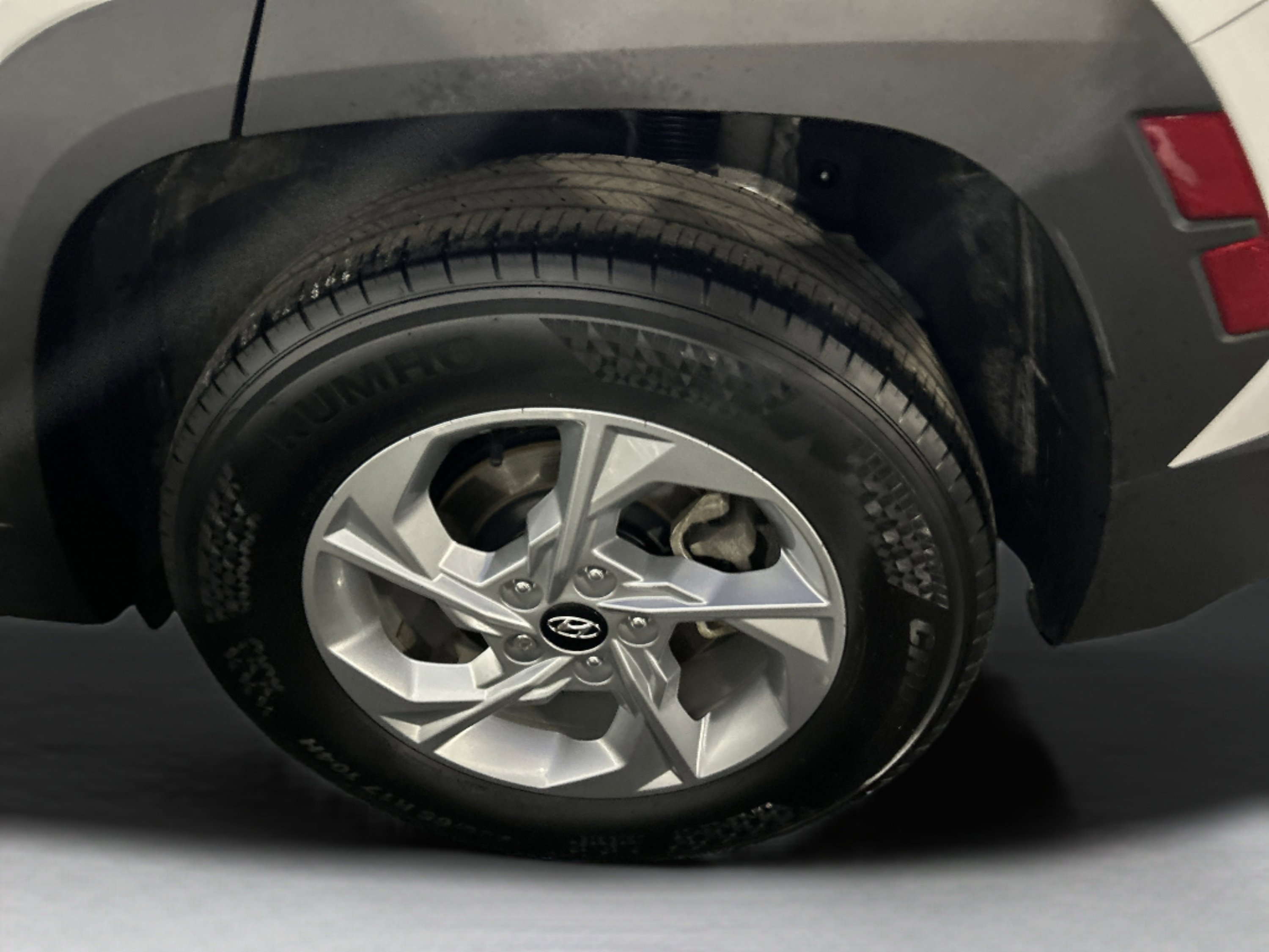 Used 2023 Hyundai Tucson SEL image 10