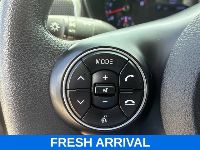 Used 2020 Kia Soul LX FWD image 22