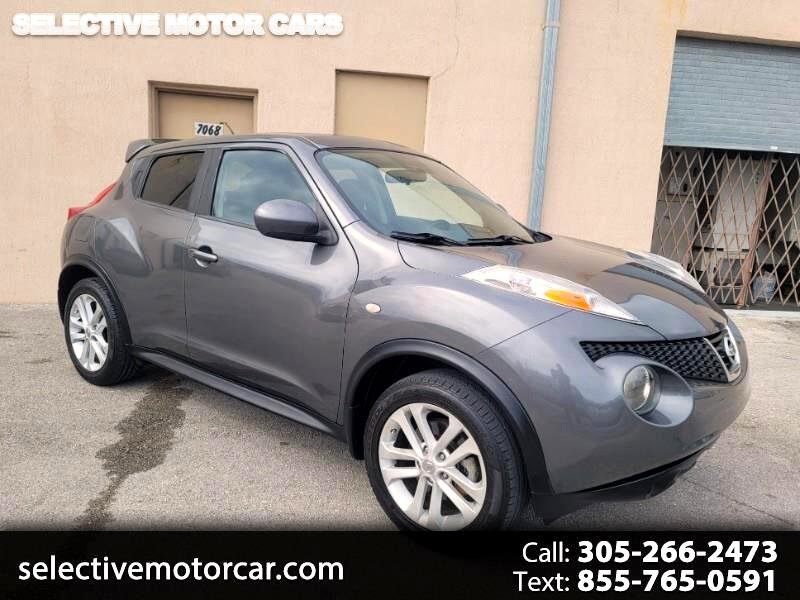 Used 2011 Nissan Juke SV image 1