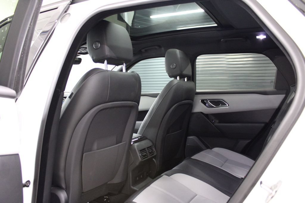 Used 2026 Land Rover Range Rover Velar Dynamic SE AWD/4WD image 37