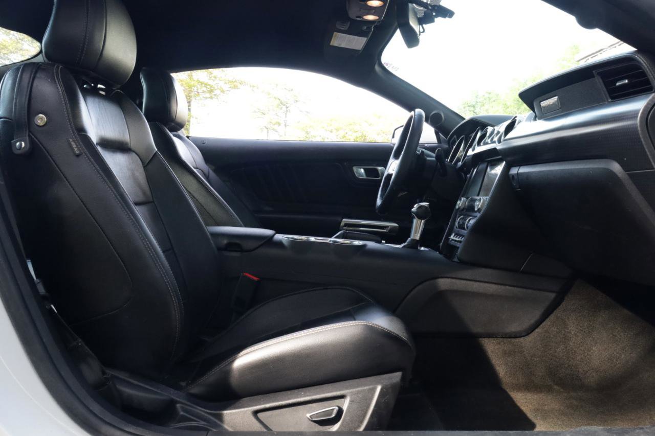 Used 2018 Ford Mustang GT Premium w/ GT Performance Package RWD image 15
