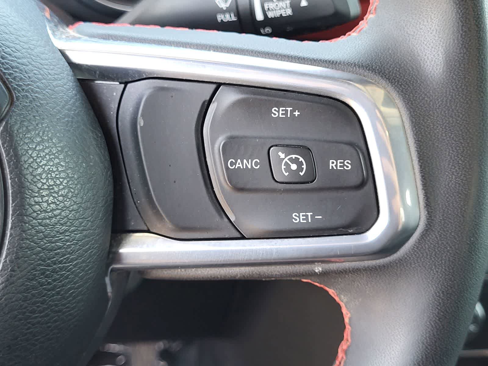 Used 2023 Jeep Gladiator Rubicon w/ LED Lighting Group AWD/4WD image 17