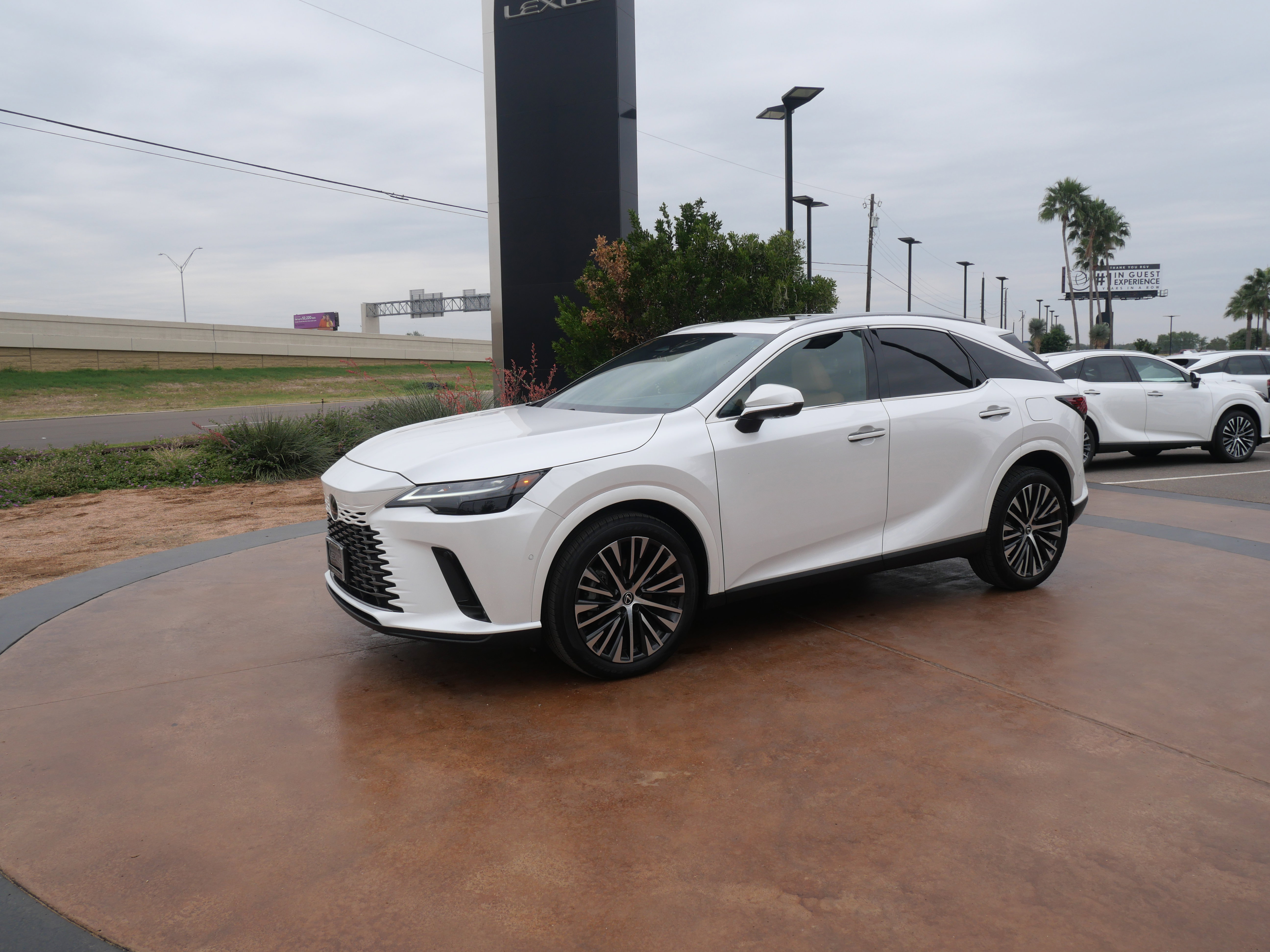 Certified 2024 Lexus RX 350 Premium Plus image 5