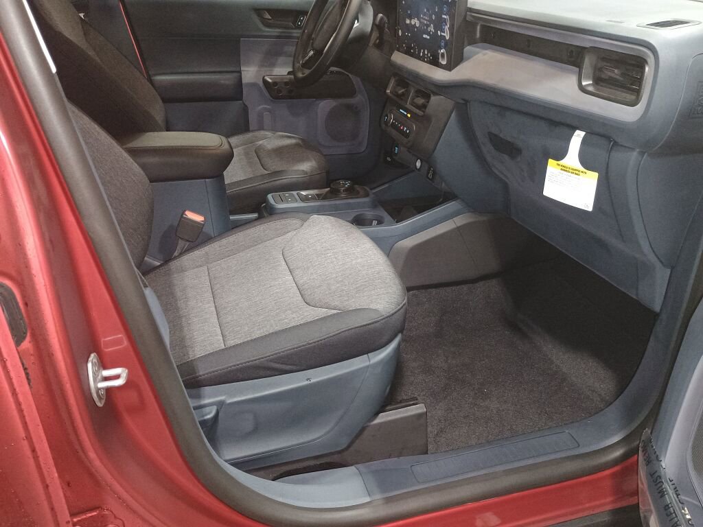 New 2025 Ford Maverick XLT w/ Black Appearance Package image 20