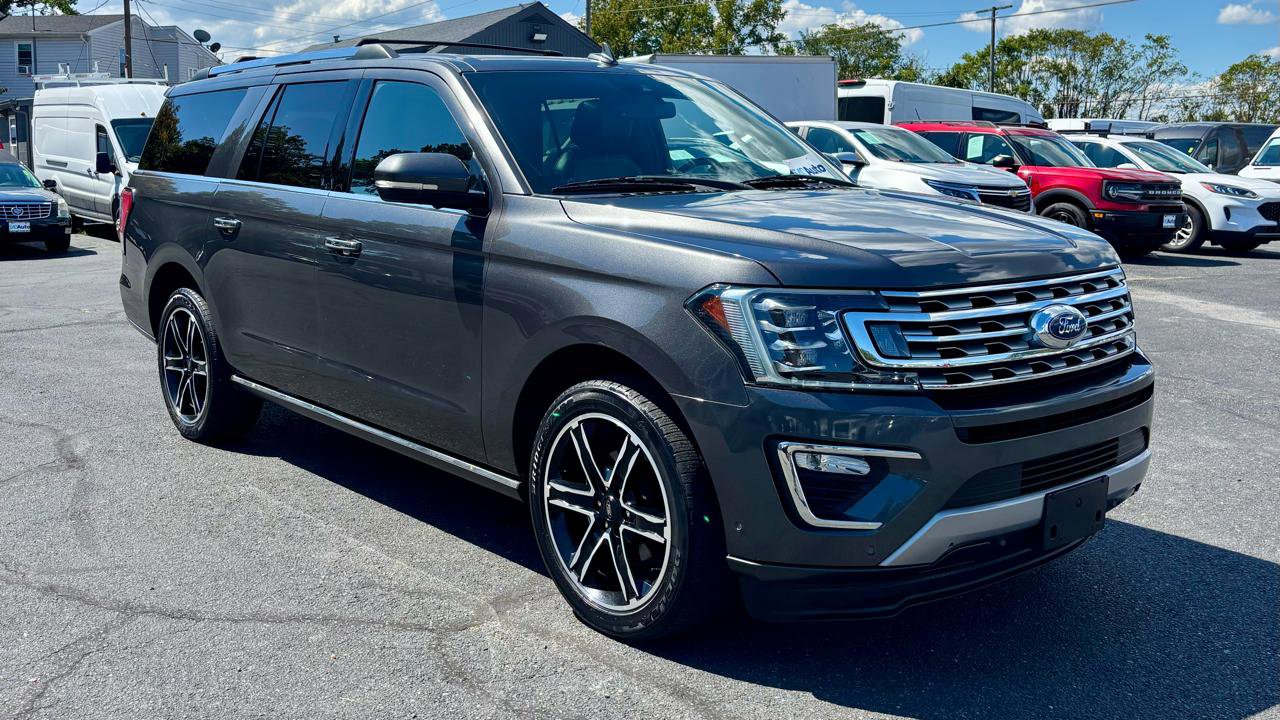 Used 2019 Ford Expedition Max Limited w/ Texas Edition Package RWD image 4