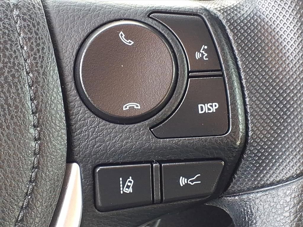 Used 2017 Toyota Corolla LE w/ Carpet Mat Package (TMS) image 10