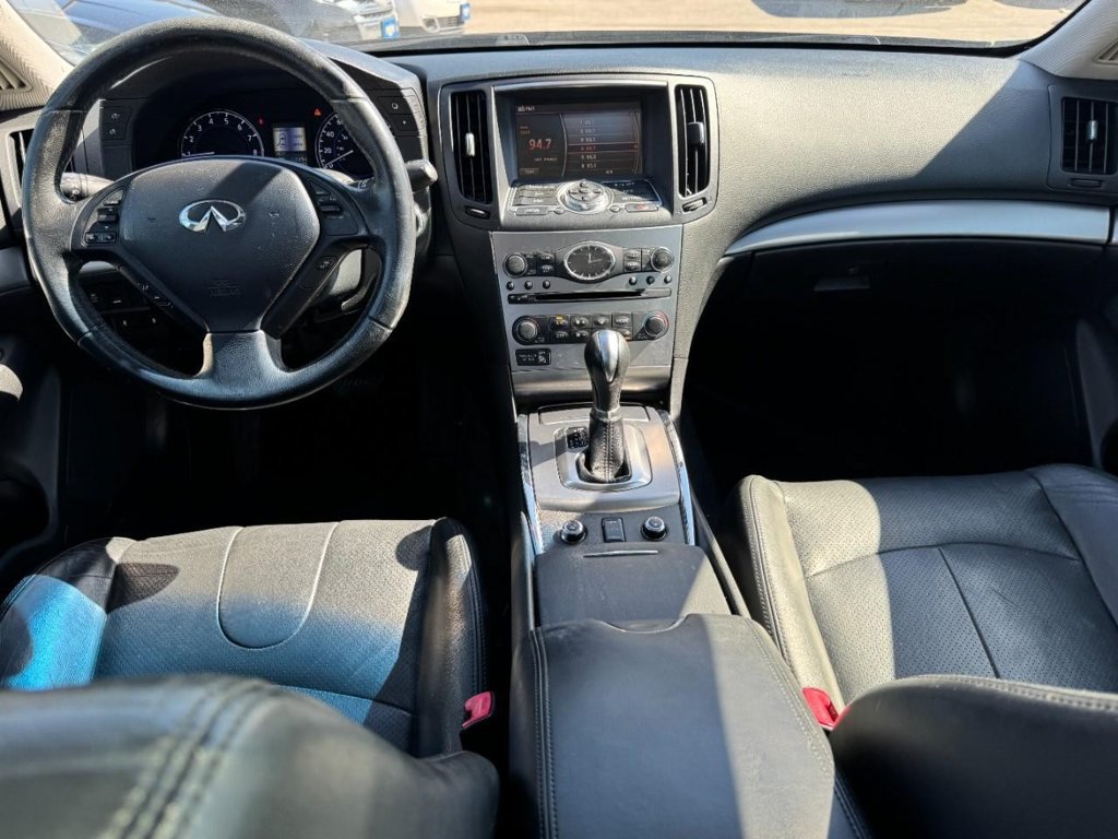 Used 2015 INFINITI Q40 AWD w/ Moonroof Package image 12
