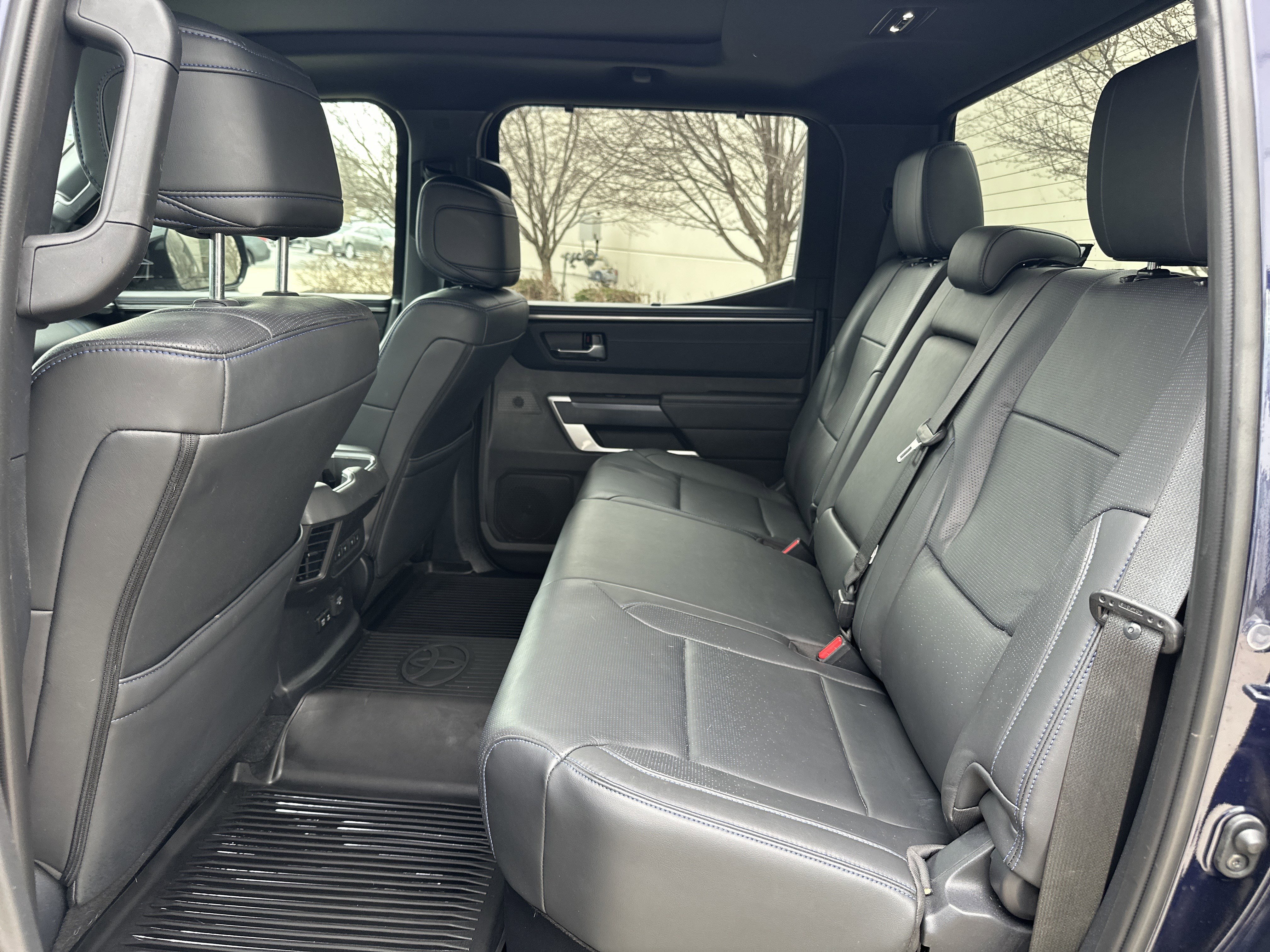 Used 2025 Toyota Tundra Platinum w/ TRD Off-Road Package AWD/4WD image 28