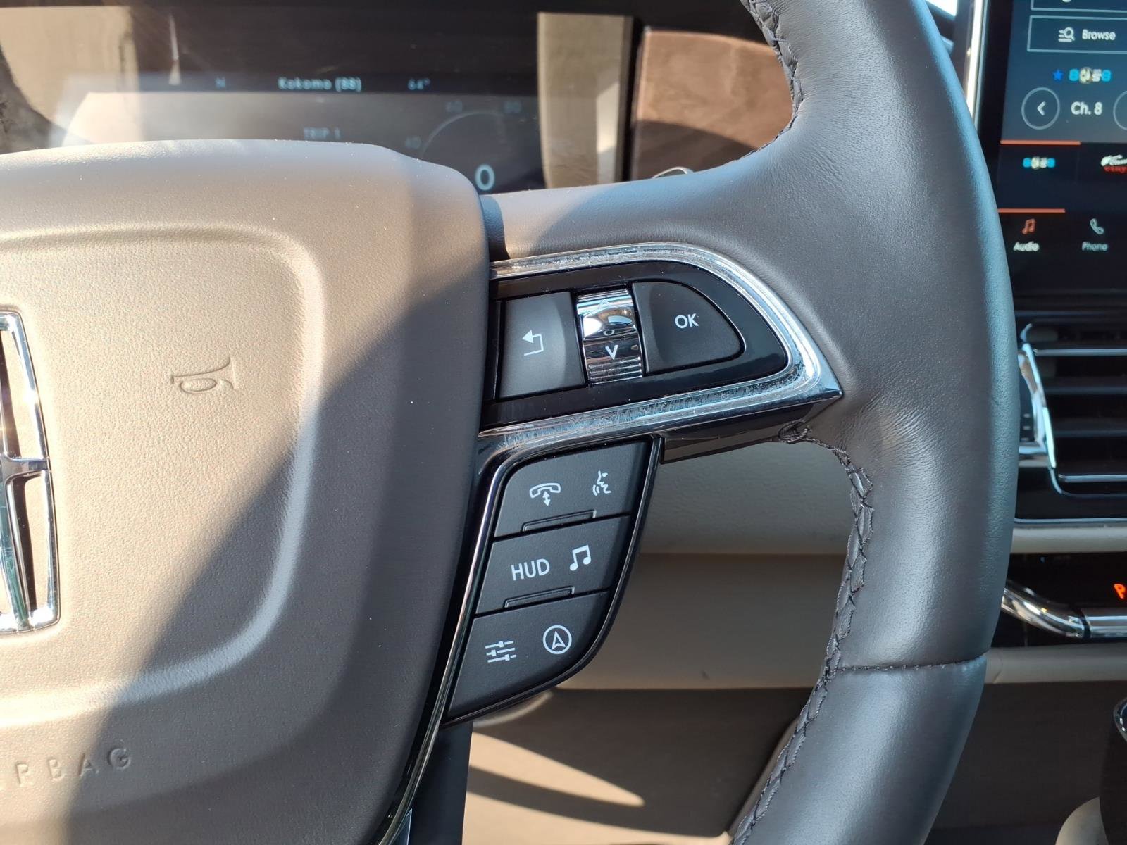 Certified 2024 Lincoln Navigator L Reserve image 19