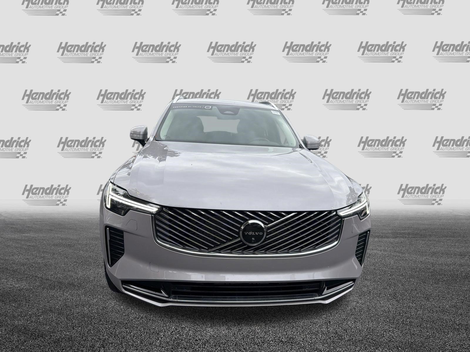Certified 2026 Volvo XC90 B6 Plus AWD/4WD image 3