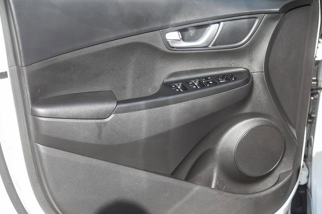 Certified 2023 Hyundai Kona SE image 23