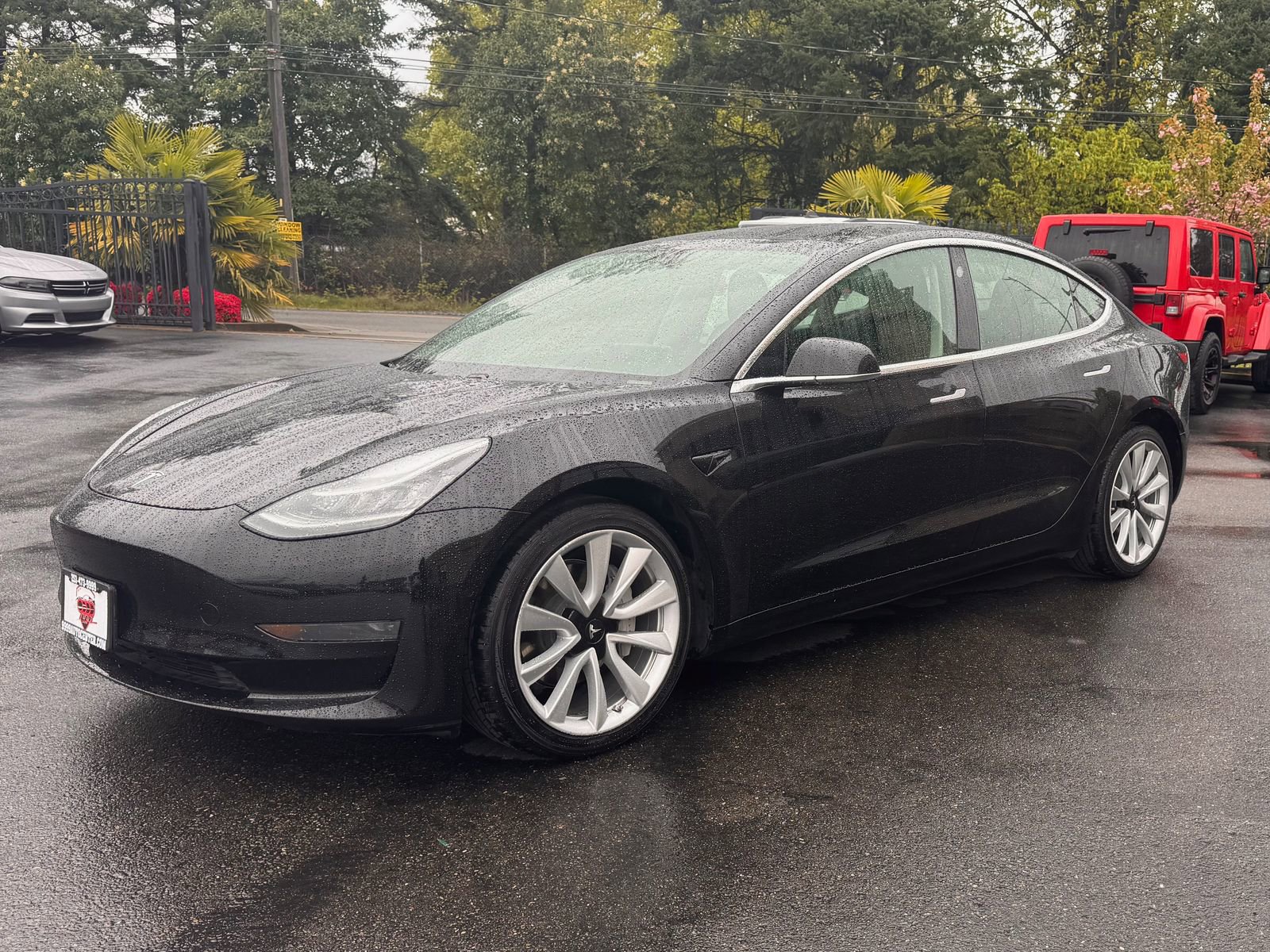 Used 2020 Tesla Model 3 Standard Range Plus RWD image 3