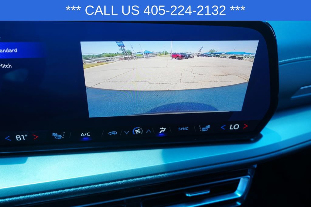 Used 2025 Chevrolet Traverse LT FWD image 35