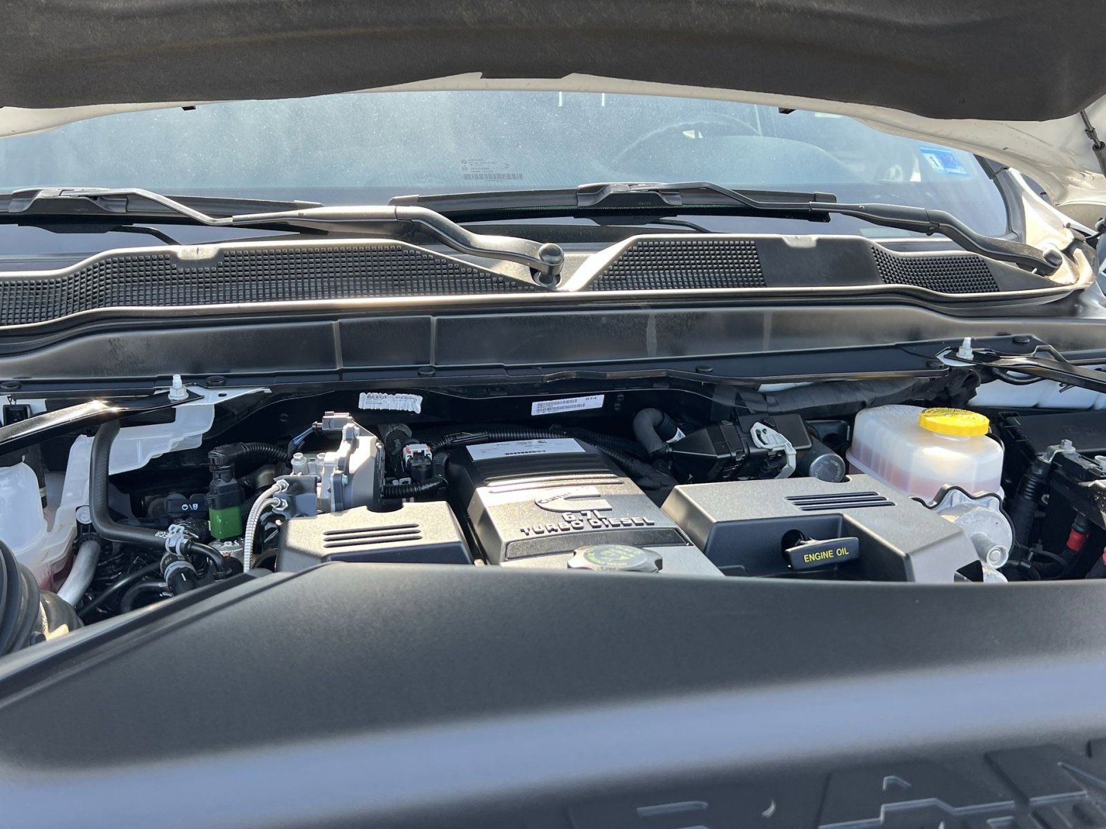 Used 2024 RAM 2500 Tradesman w/ Chrome Appearance Group image 27