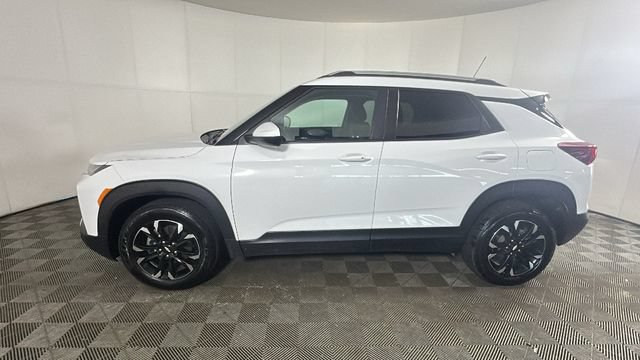 Used 2022 Chevrolet TrailBlazer LT FWD image 5