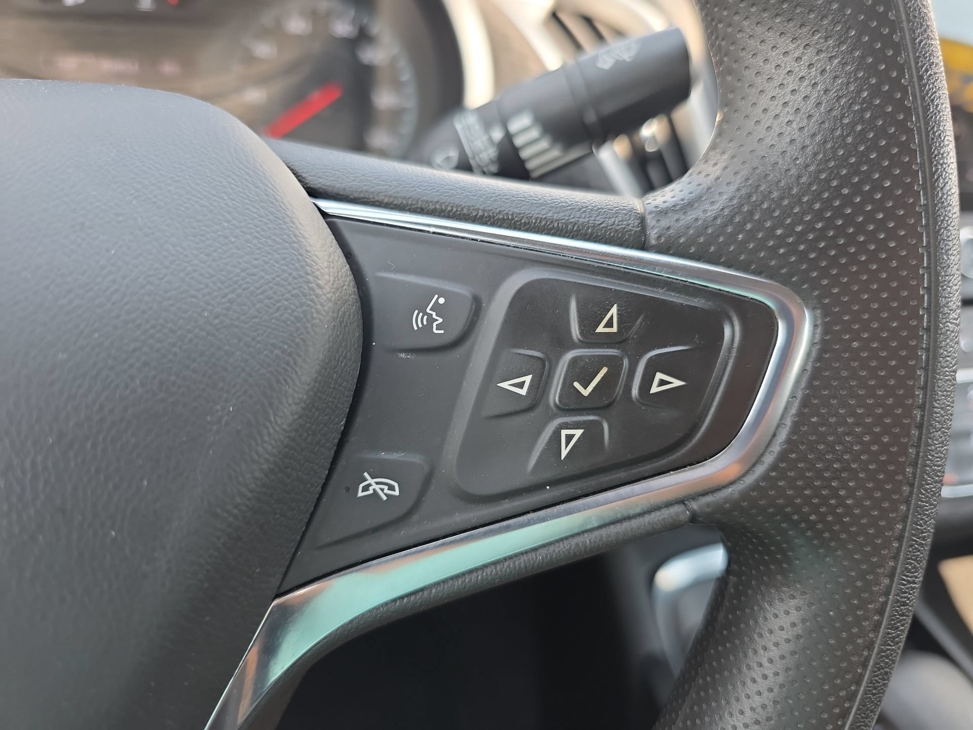 Used 2023 Chevrolet Malibu LT FWD image 20