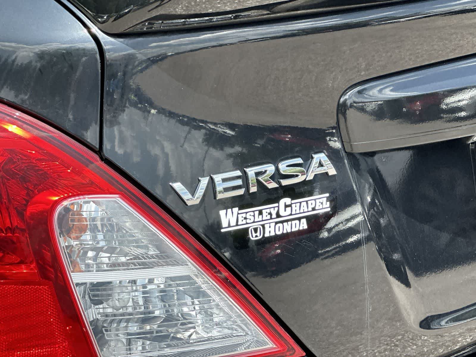 Used 2017 Nissan Versa FWD image 11