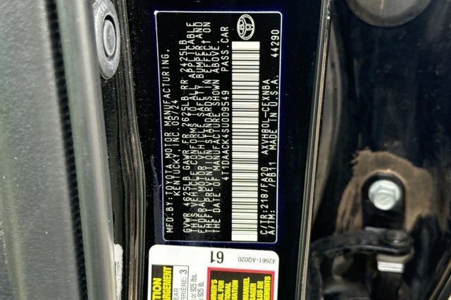 Used 2025 Toyota Camry LE FWD image 35