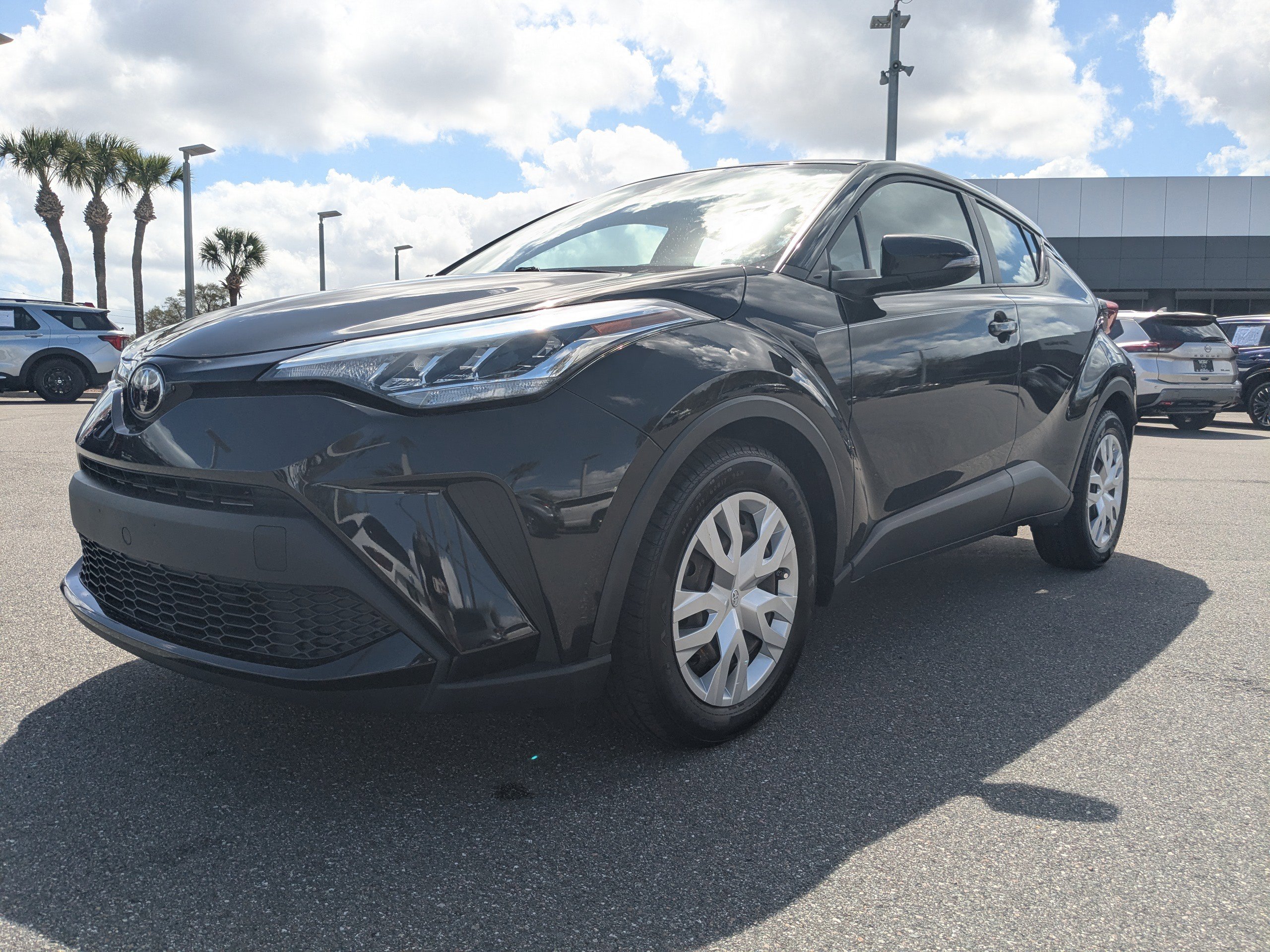 Used 2021 Toyota C-HR LE image 8
