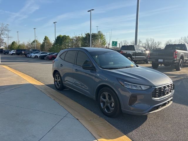 Used 2024 Ford Escape ST-Line image 7