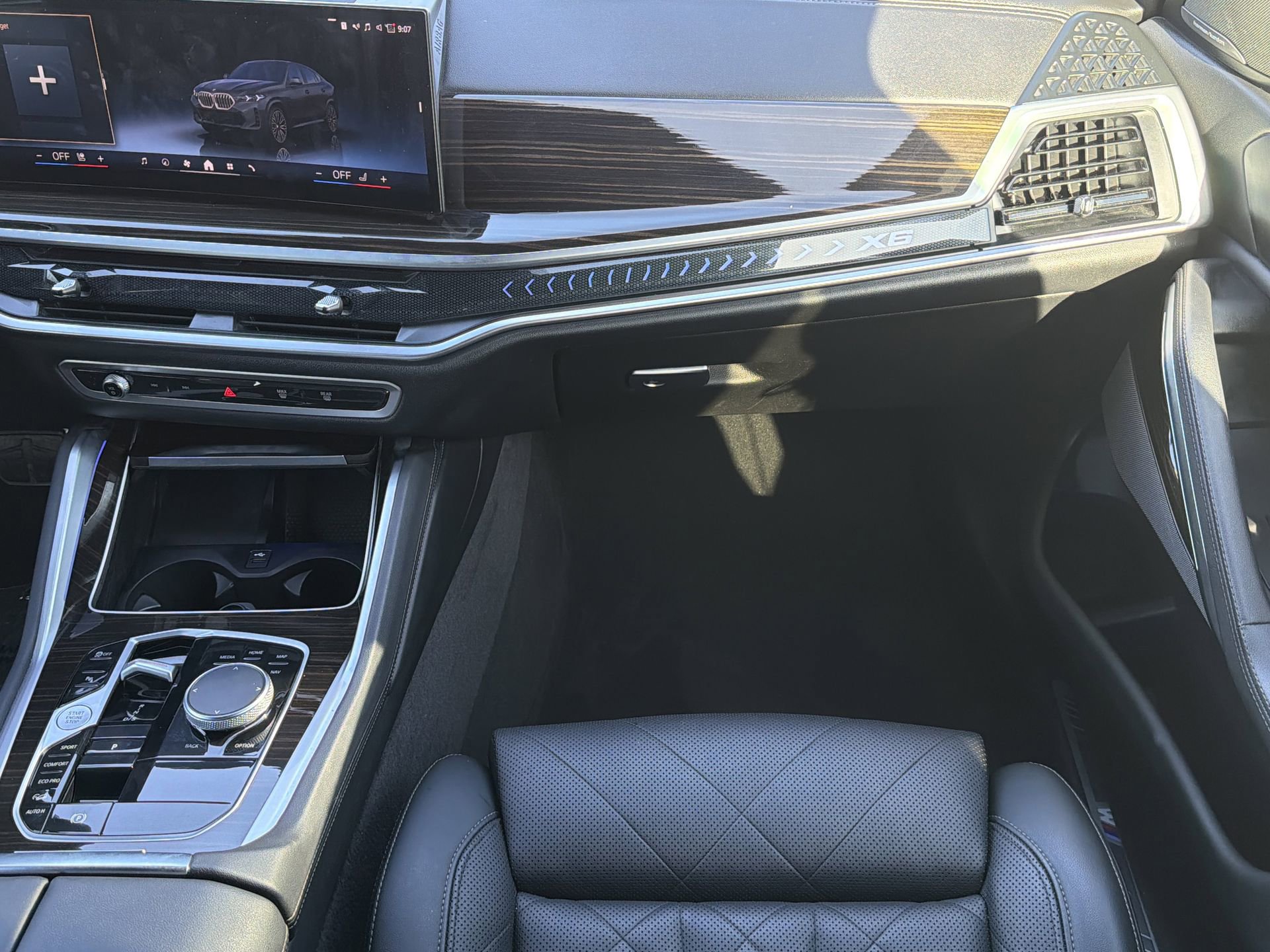 Certified 2024 BMW X6 xDrive40i image 16