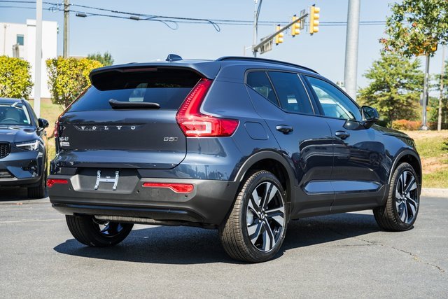New 2026 Volvo XC40 B5 Ultra w/ Protection Package Premier image 4
