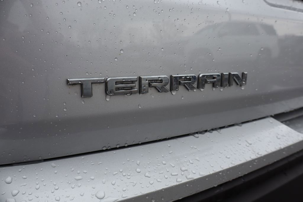 Used 2018 GMC Terrain SLE w/ Driver Convenience Package FWD image 32
