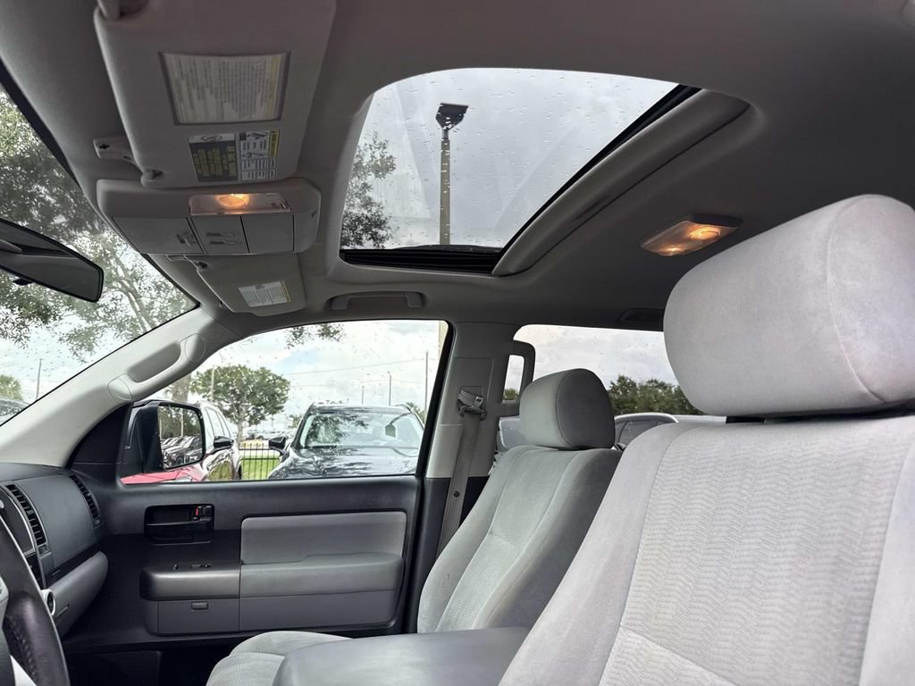 Used 2016 Toyota Sequoia SR5 AWD/4WD image 26