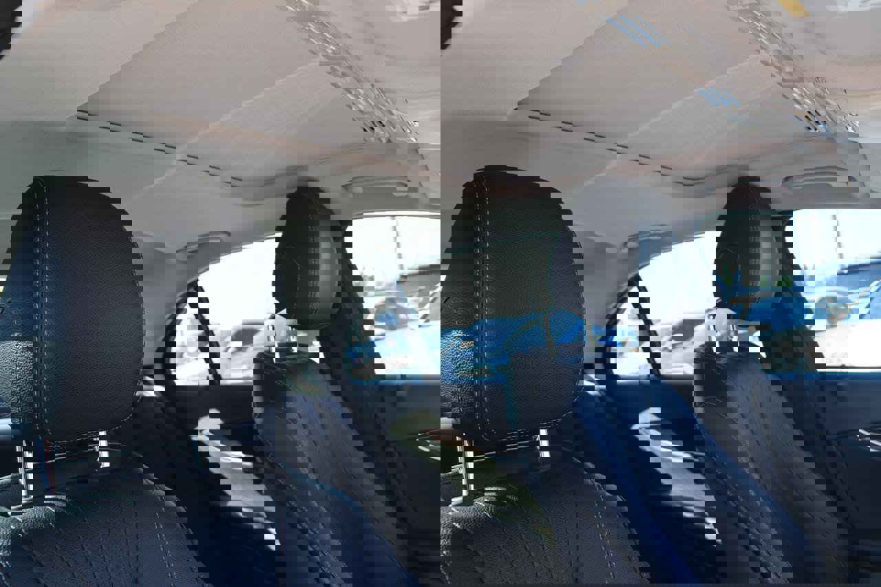 Used 2018 Mercedes-Benz E 300 image 16