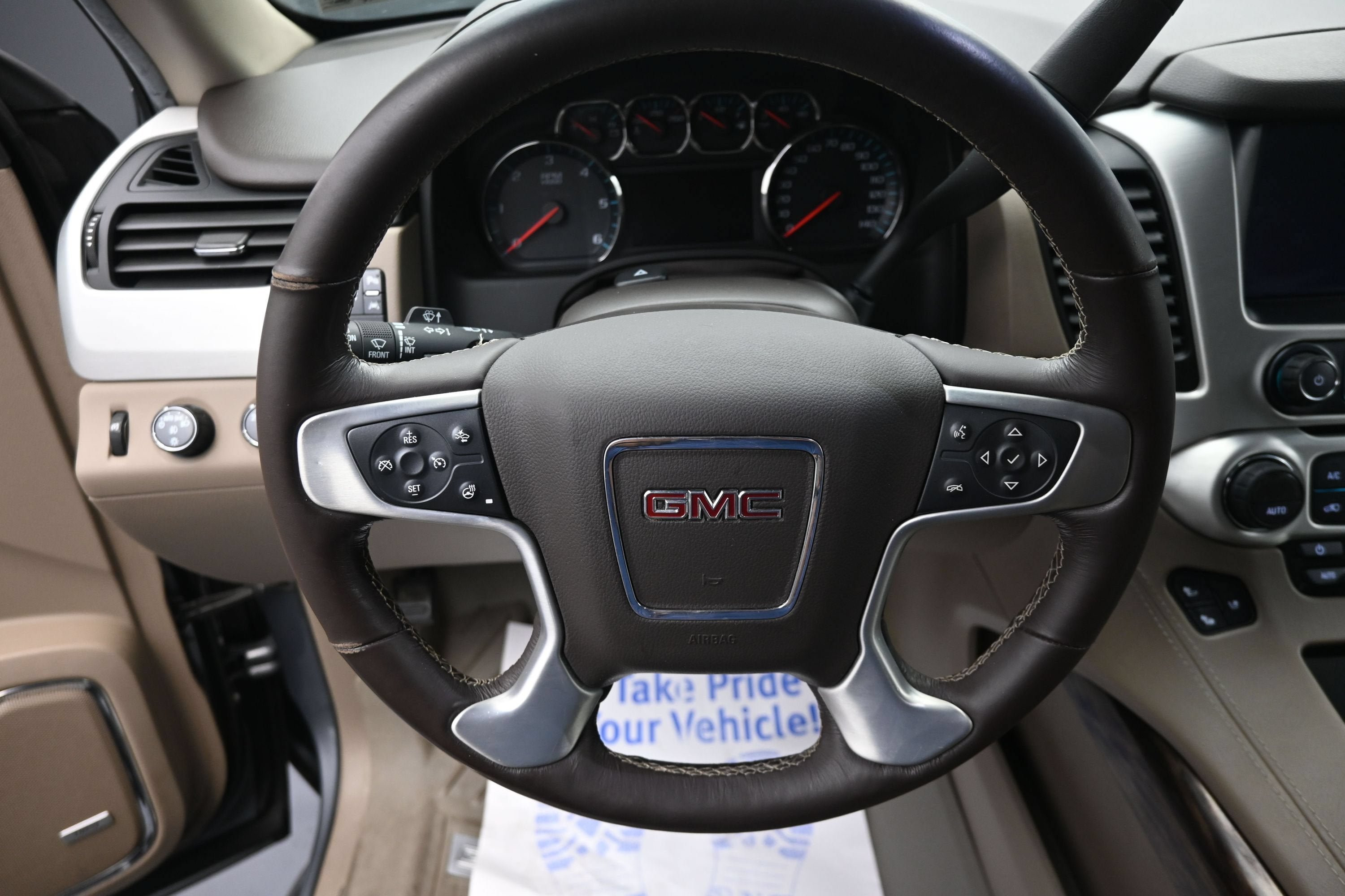 Used 2018 GMC Yukon SLT w/ Open Road Package AWD/4WD image 12
