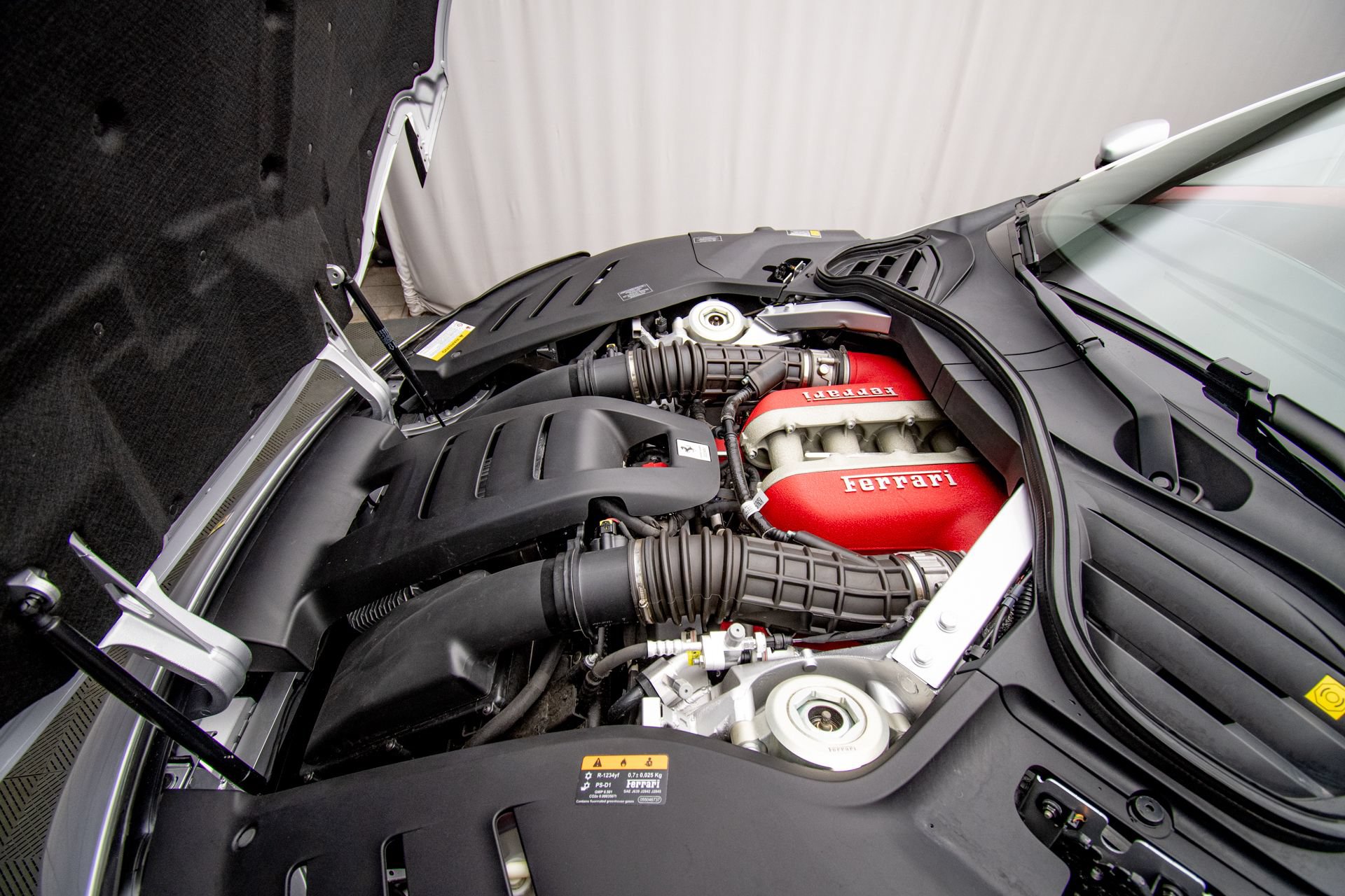 Used 2025 Ferrari Purosangue AWD/4WD image 55