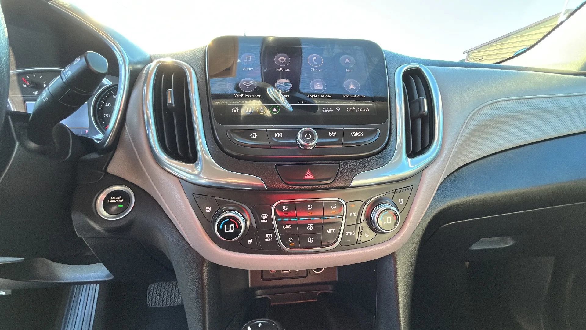 Used 2019 Chevrolet Equinox Premier FWD image 33