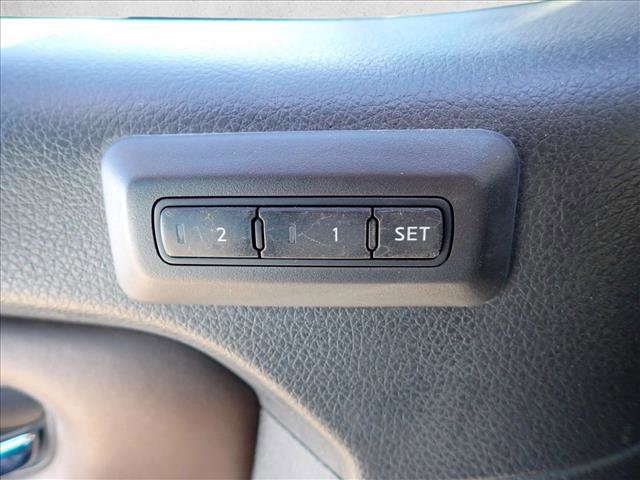 Used 2019 Nissan Titan Platinum Reserve w/ Platinum Utility Package image 12