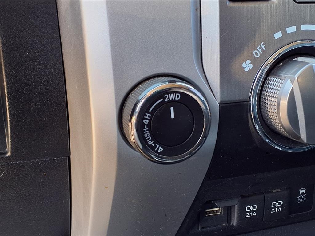 Used 2020 Toyota Tundra SR5 w/ SR5 Upgrade Package image 26