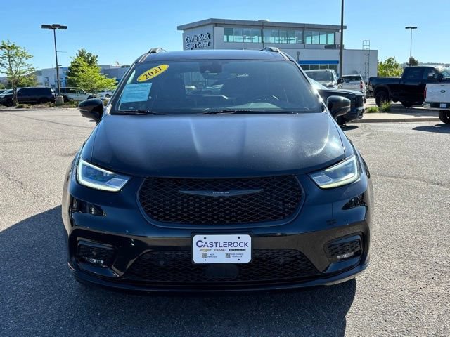 Used 2021 Chrysler Pacifica Limited w/ Premium & Safety Sphere Group AWD/4WD image 10