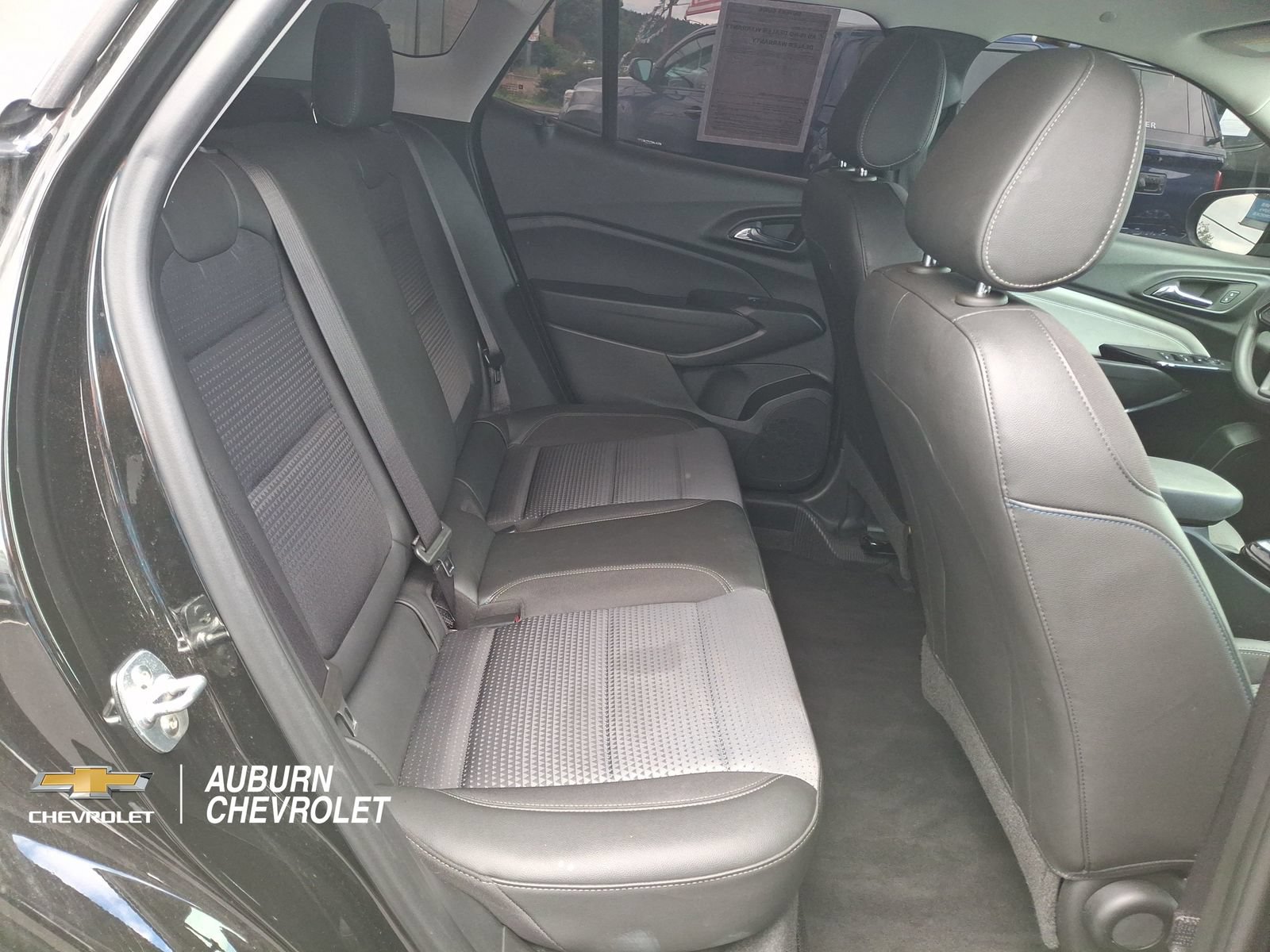 Used 2024 Chevrolet Trax LT FWD image 20