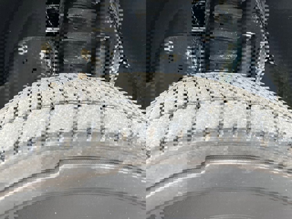 Used 2020 Ford F450 Platinum w/ Camper Package image 32