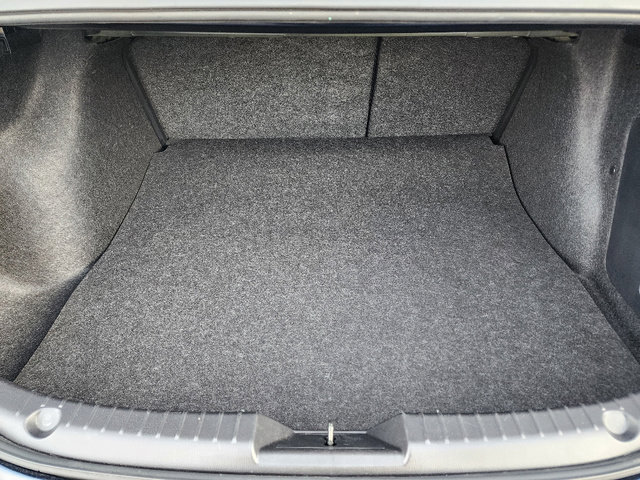 Used 2018 MAZDA MAZDA3 Sport image 6