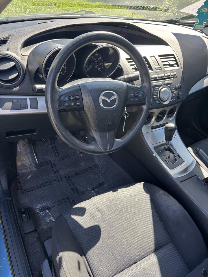Used 2010 MAZDA MAZDA3 i Touring FWD image 17