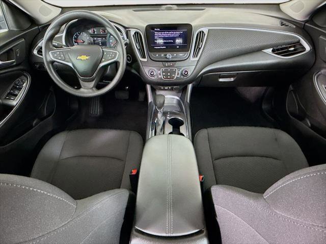 Used 2022 Chevrolet Malibu LT image 13