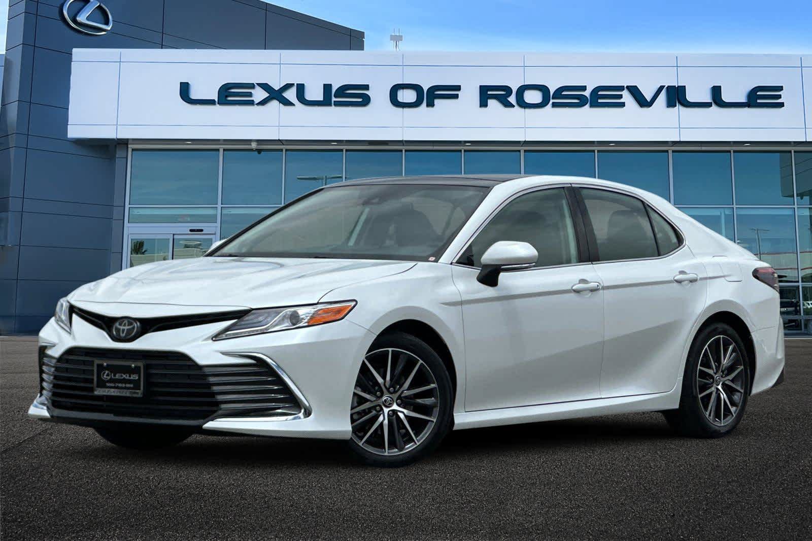Used 2022 Toyota Camry XLE w/ Navigation Upgrade Package