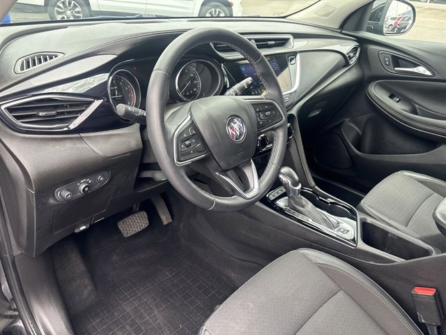 Certified 2020 Buick Encore GX Preferred w/ Cold Weather Comfort Package AWD/4WD image 10