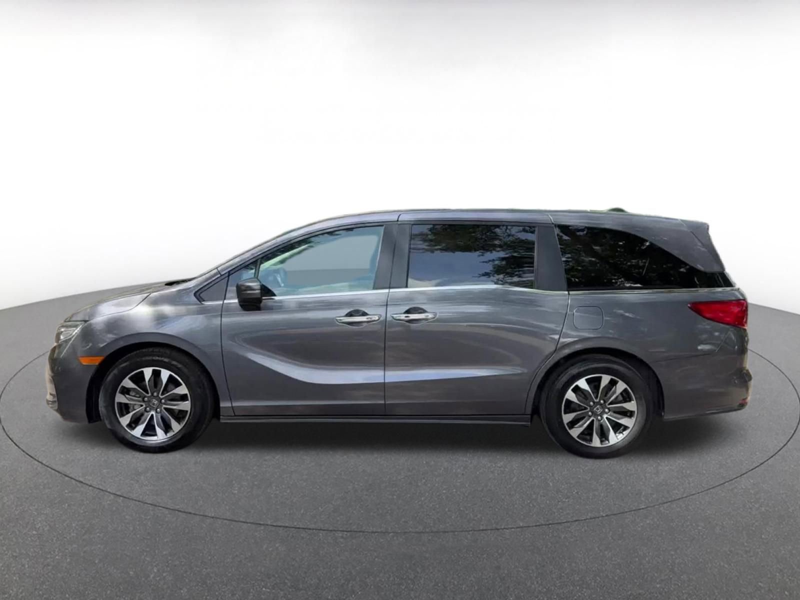 Used 2024 Honda Odyssey EX-L image 9