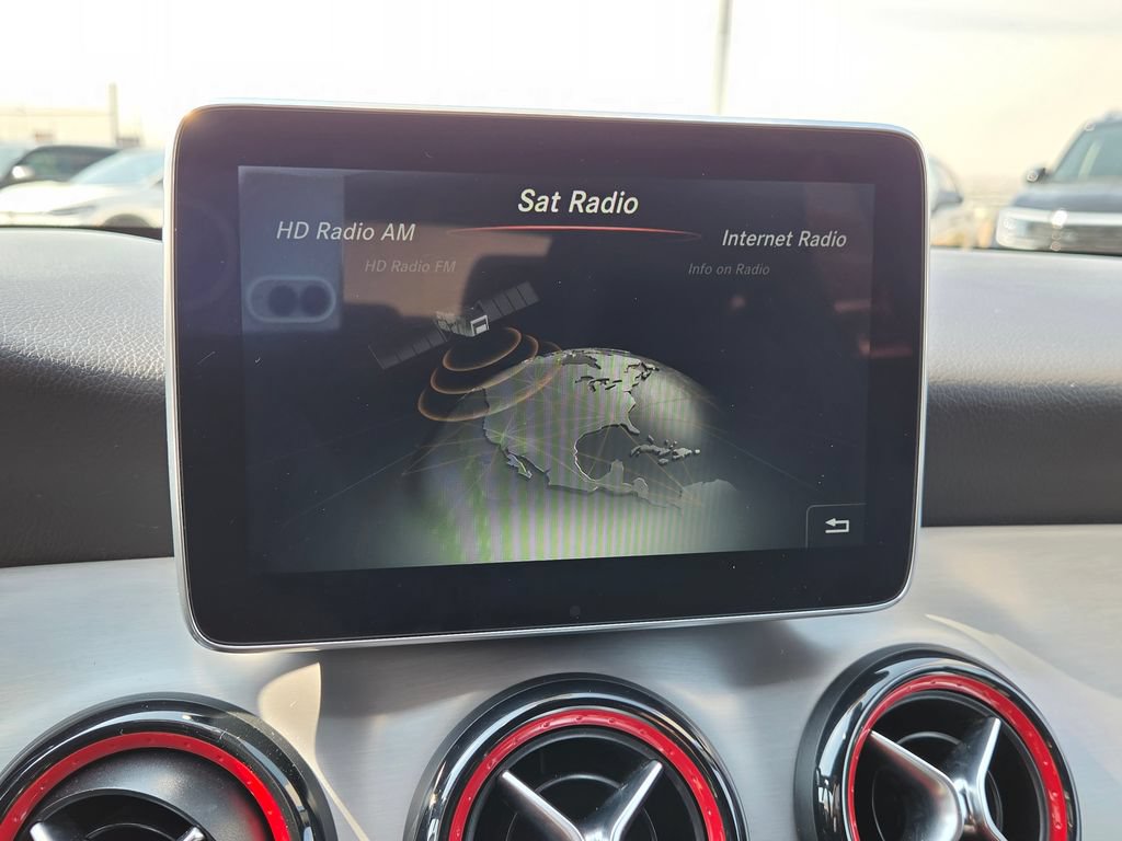Used 2016 Mercedes-Benz CLA 250 image 23