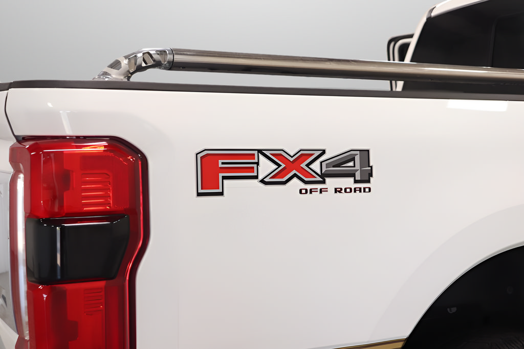 Used 2025 Ford F250 King Ranch AWD/4WD image 39